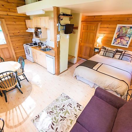 Across The Creek Cabins Clearwater Exterior foto