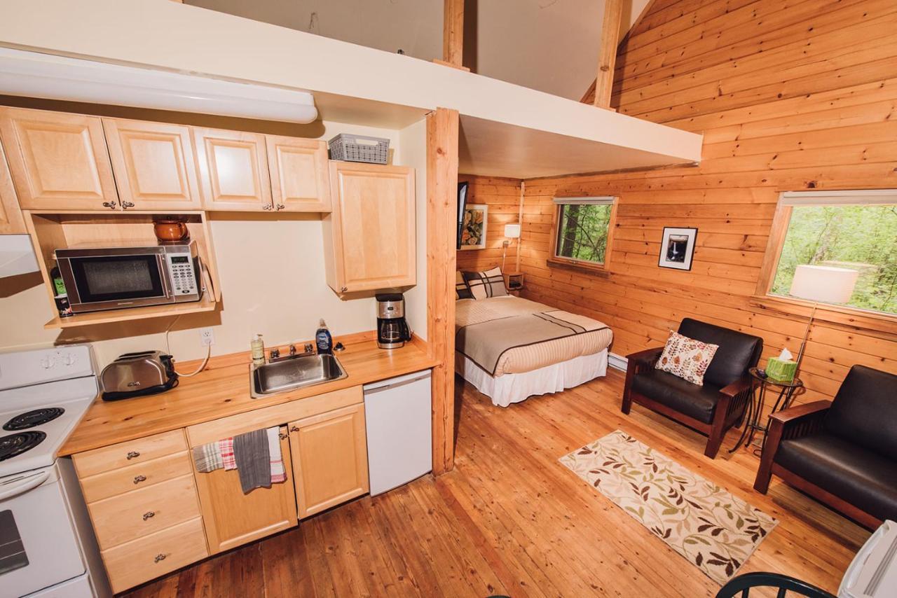 Across The Creek Cabins Clearwater Exterior foto